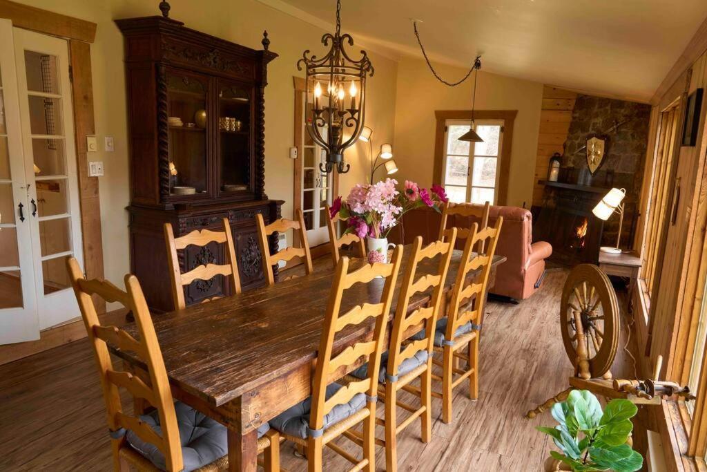 Chalets Nabu La Sacacomie - Riviere - Billard Сент-Алексис-де-Мон Экстерьер фото
